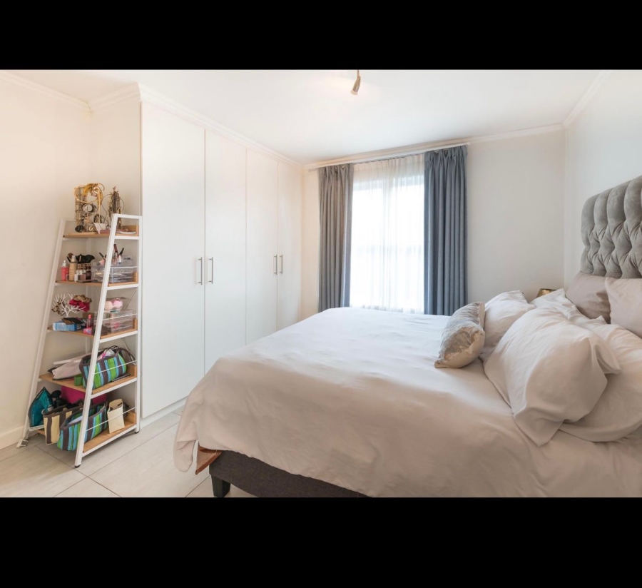 To Let 2 Bedroom Property for Rent in Kenilworth Western Cape